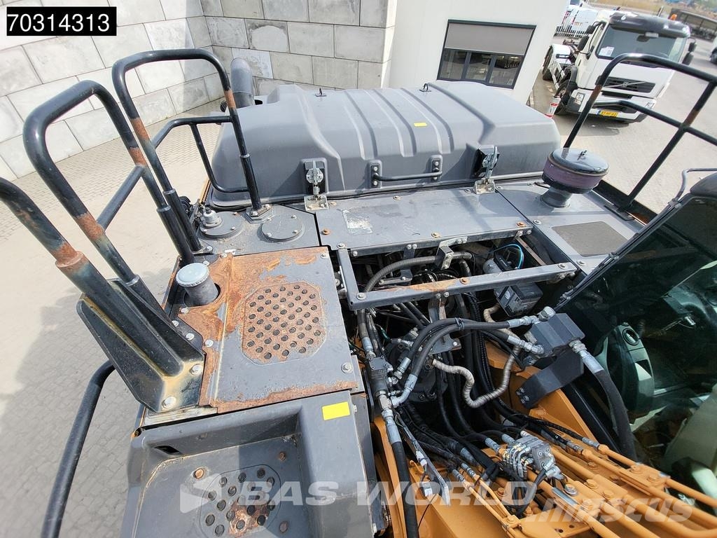 CASE CX300 D Crawler excavators