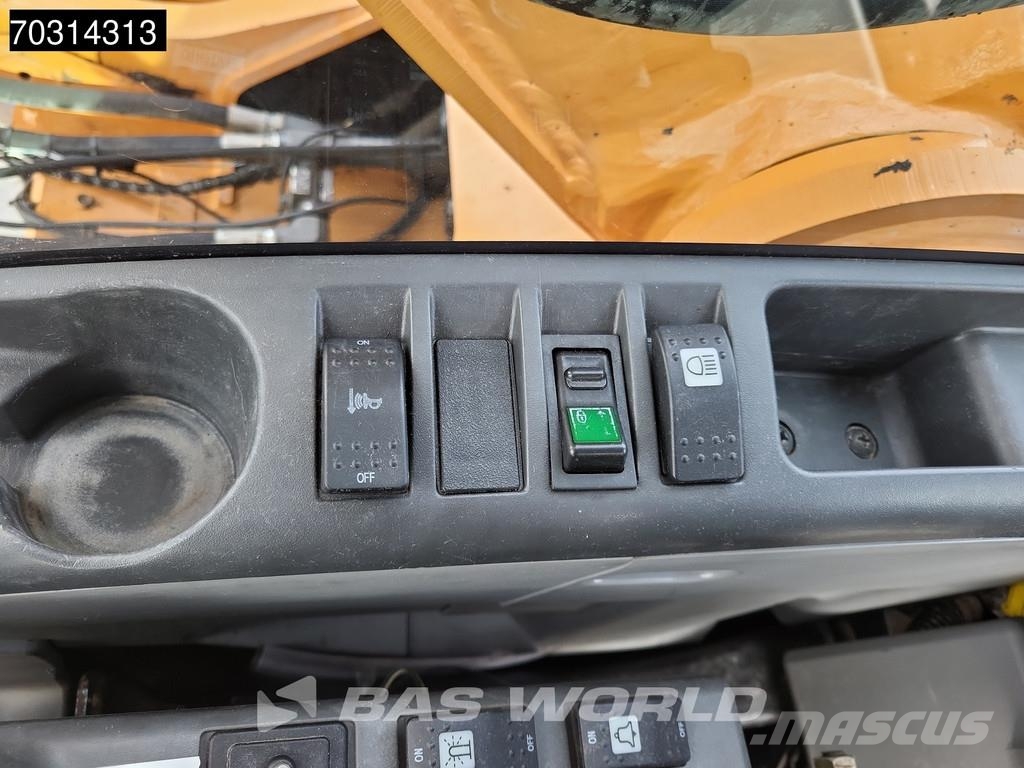 CASE CX300 D Crawler excavators