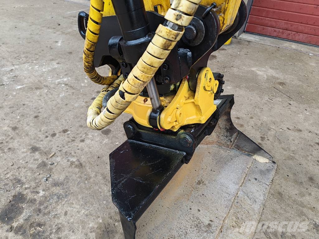 Komatsu PC 35 MR-2 MYYTY. Sold Miniexcavadoras