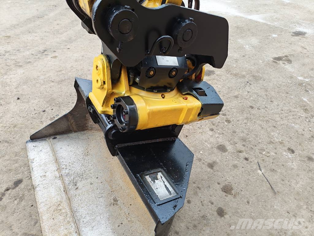 Komatsu PC 35 MR-2 MYYTY. Sold Miniexcavadoras