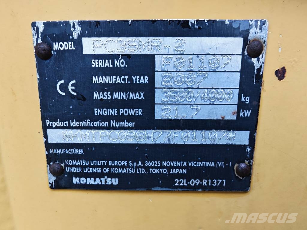 Komatsu PC 35 MR-2 MYYTY. Sold Miniexcavadoras