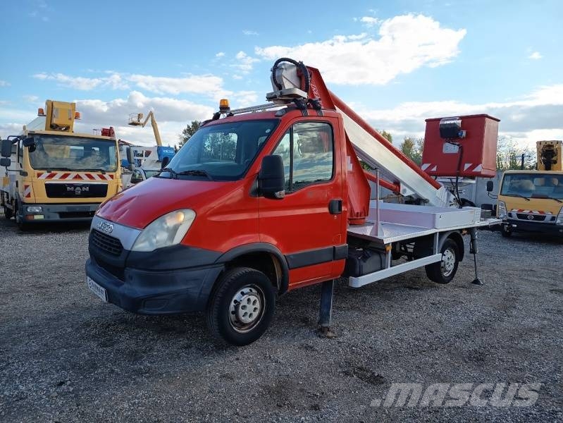 Iveco Daily Multitel MT202DS - 20,2m Lastbilmonterede lifte