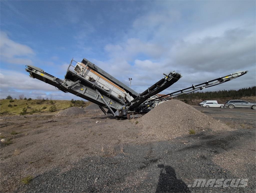 Metso Lokotrack ST4.8 3-taso seula Mienen-Geräte