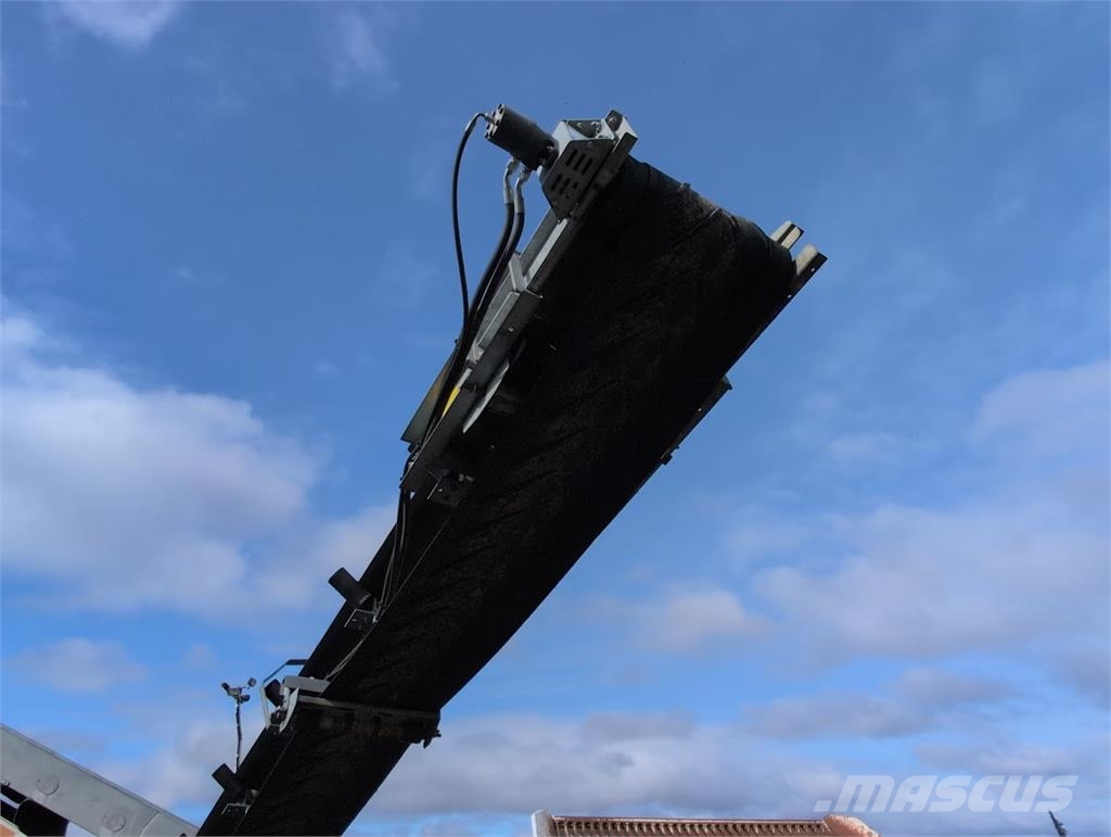 Metso Lokotrack ST4.8 3-taso seula Mienen-Geräte