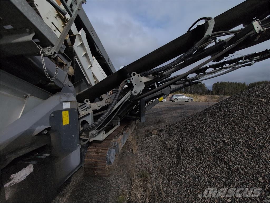 Metso Lokotrack ST4.8 3-taso seula Mienen-Geräte