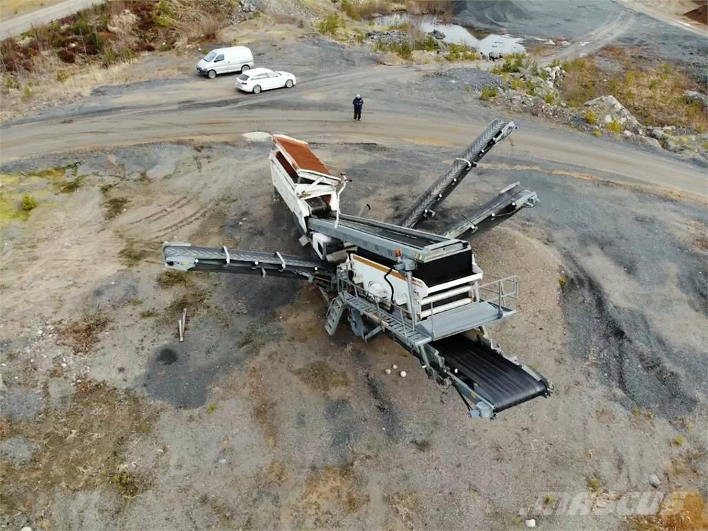 Metso Lokotrack ST4.8 3-taso seula Mienen-Geräte