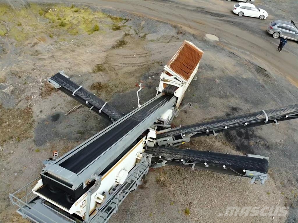 Metso Lokotrack ST4.8 3-taso seula Mienen-Geräte