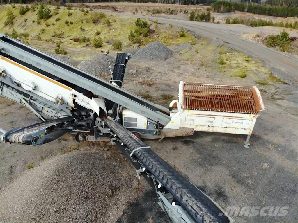 Metso Lokotrack ST4.8 3-taso seula Mienen-Geräte