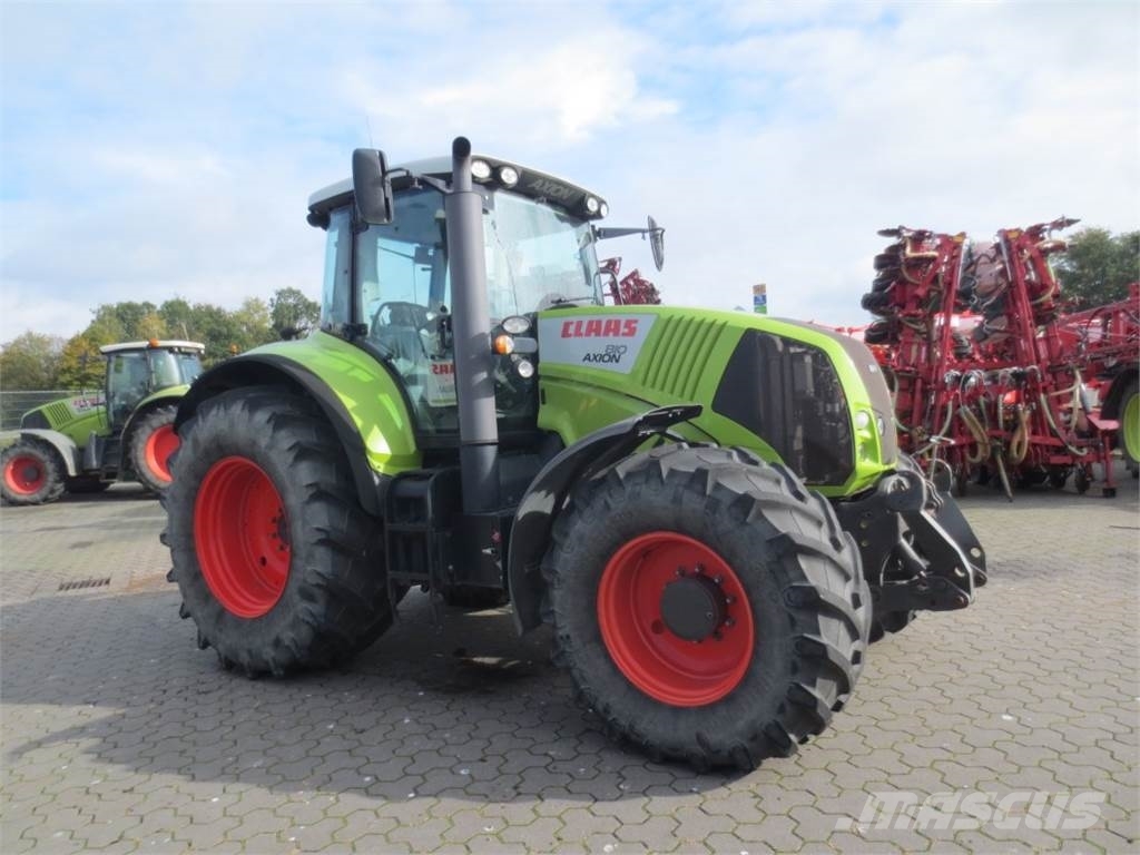 CLAAS AXION 810 CIS 트랙터