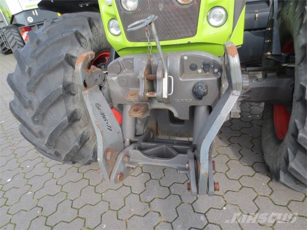 CLAAS AXION 810 CIS 트랙터