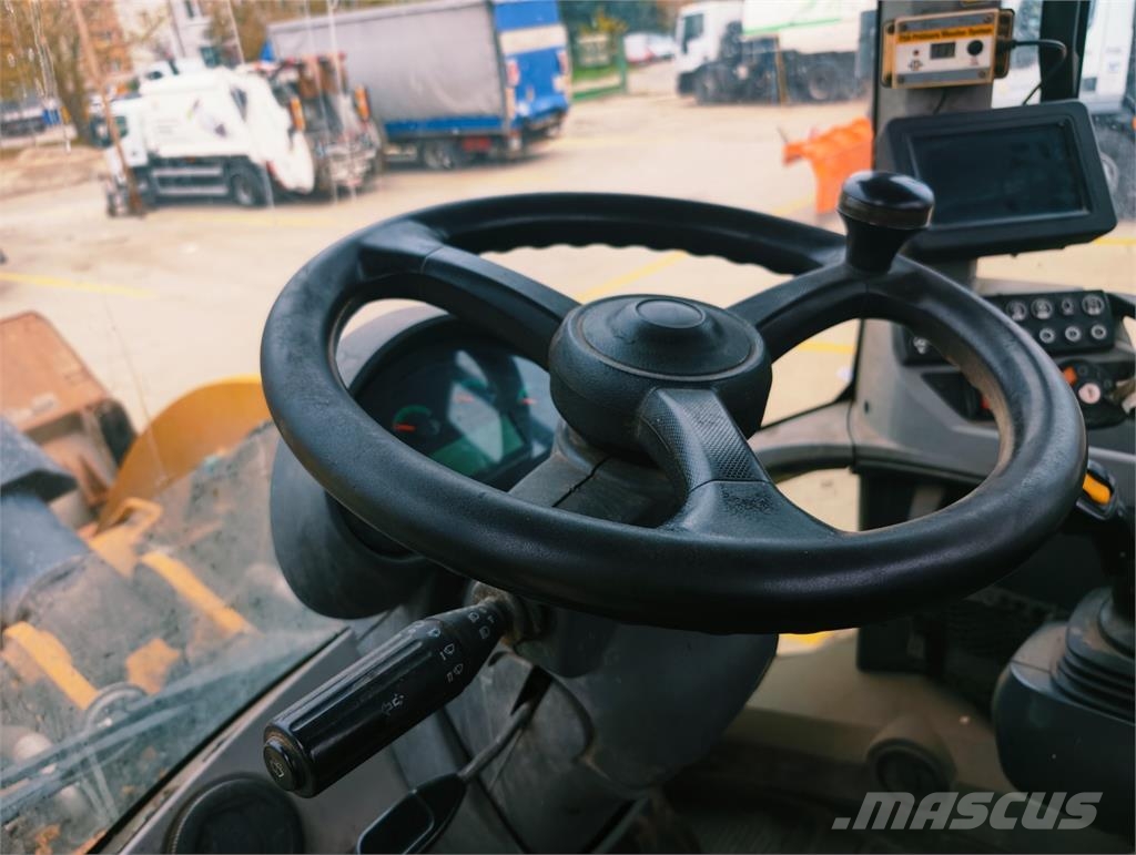 CAT 938 M 4X4 Будтехніка - Інші
