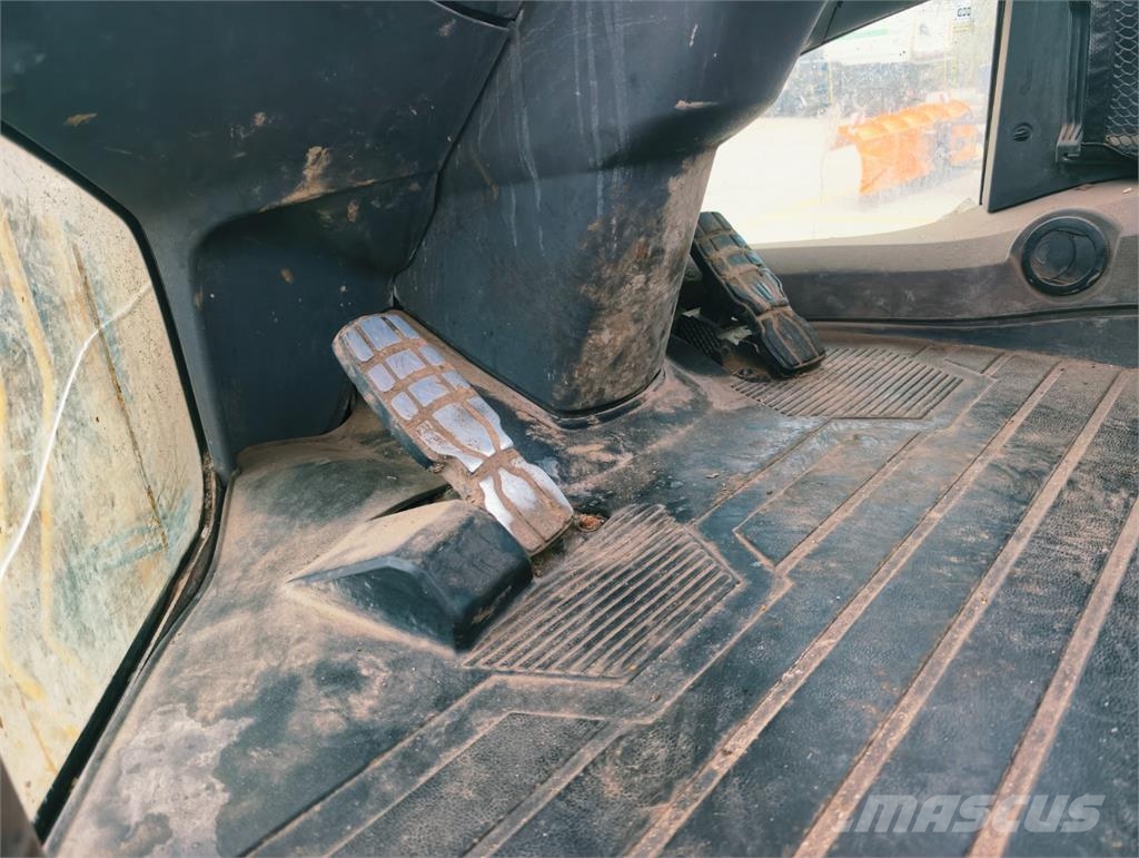 CAT 938 M 4X4 Будтехніка - Інші