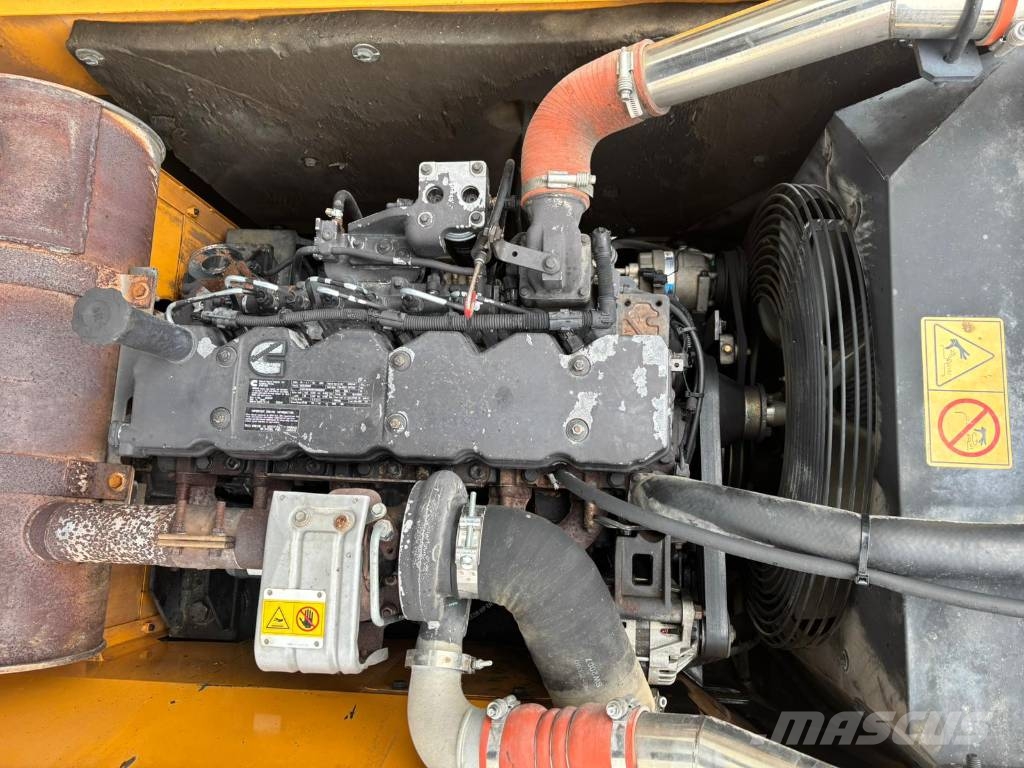 Hyundai 210LC-9 Bageri guseničari