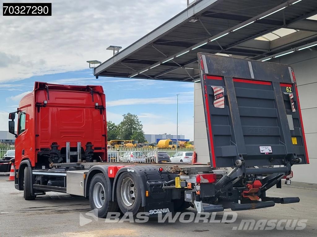 Scania R520 R 6X2 V8 Retarder Full Air 9t Front Axle Lift Vaihtolava-autot