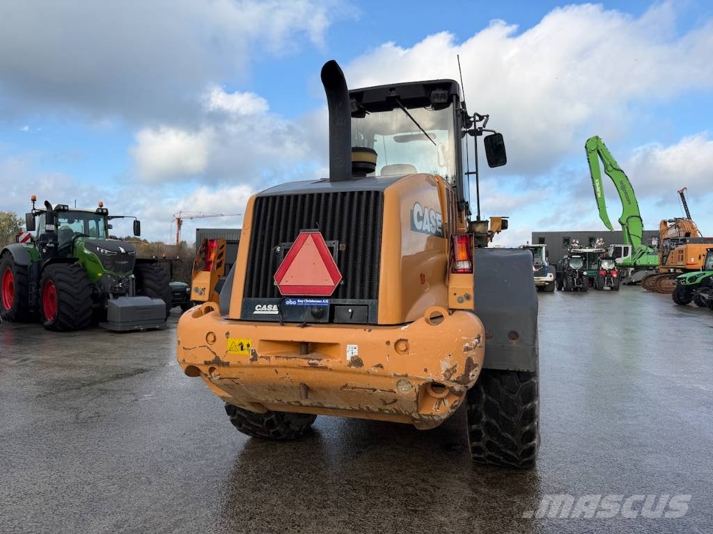 CASE 721 D Wielladers