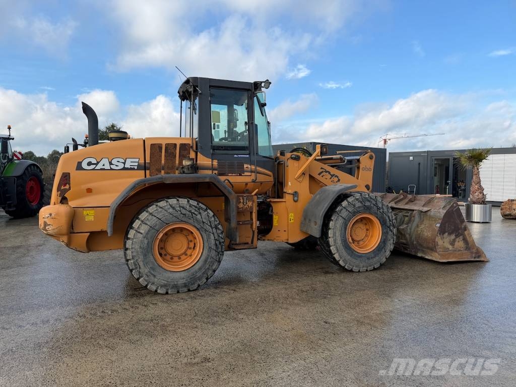 CASE 721 D Wielladers
