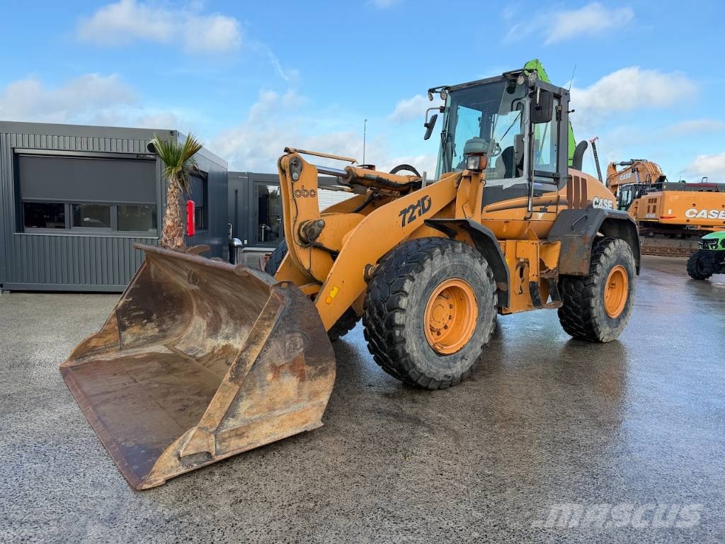 CASE 721 D Wielladers