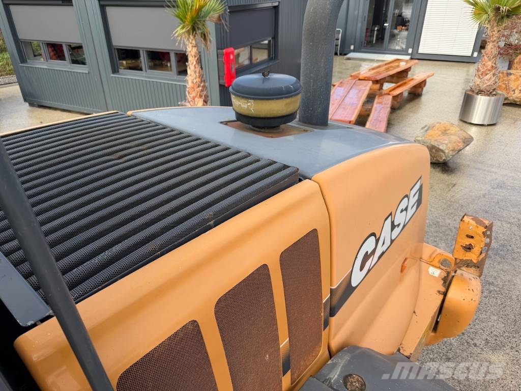 CASE 721 D Wielladers