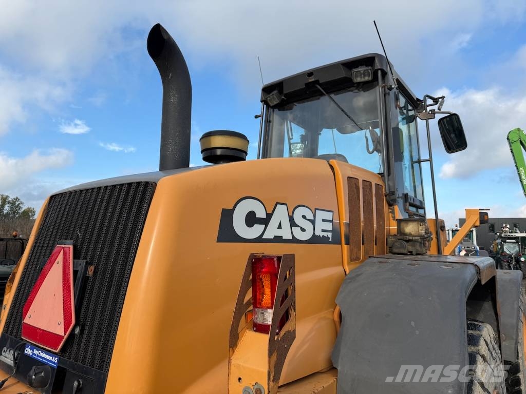 CASE 721 D Wielladers