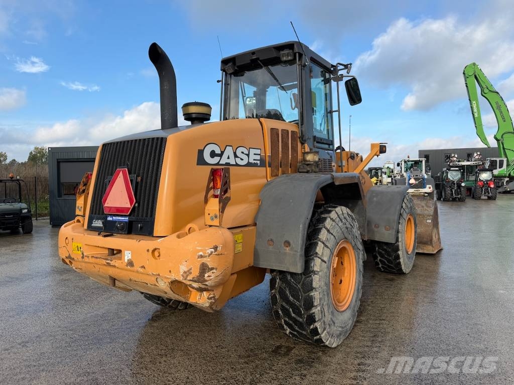 CASE 721 D Wielladers