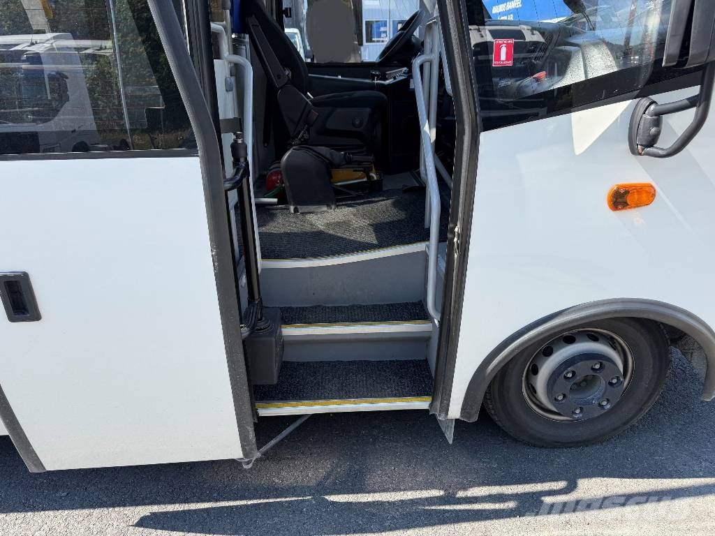 Iveco MMI Thesi Buss 31p Skolēnu autobusi