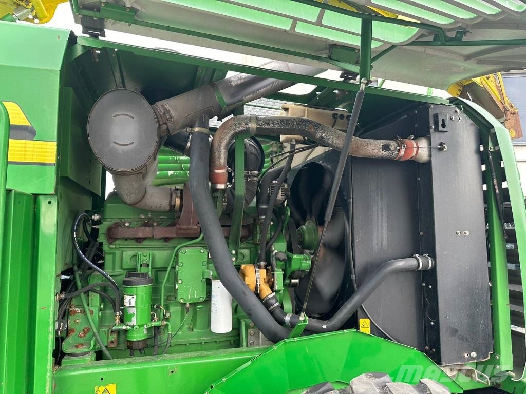 John Deere 7300 Selvdrevne fôrhøstere