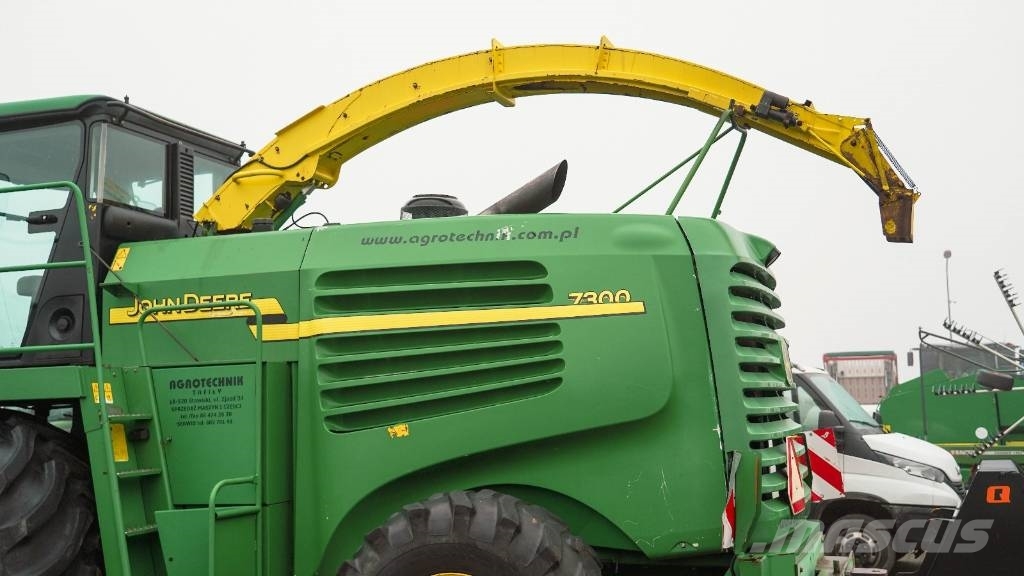 John Deere 7300 Selvdrevne fôrhøstere