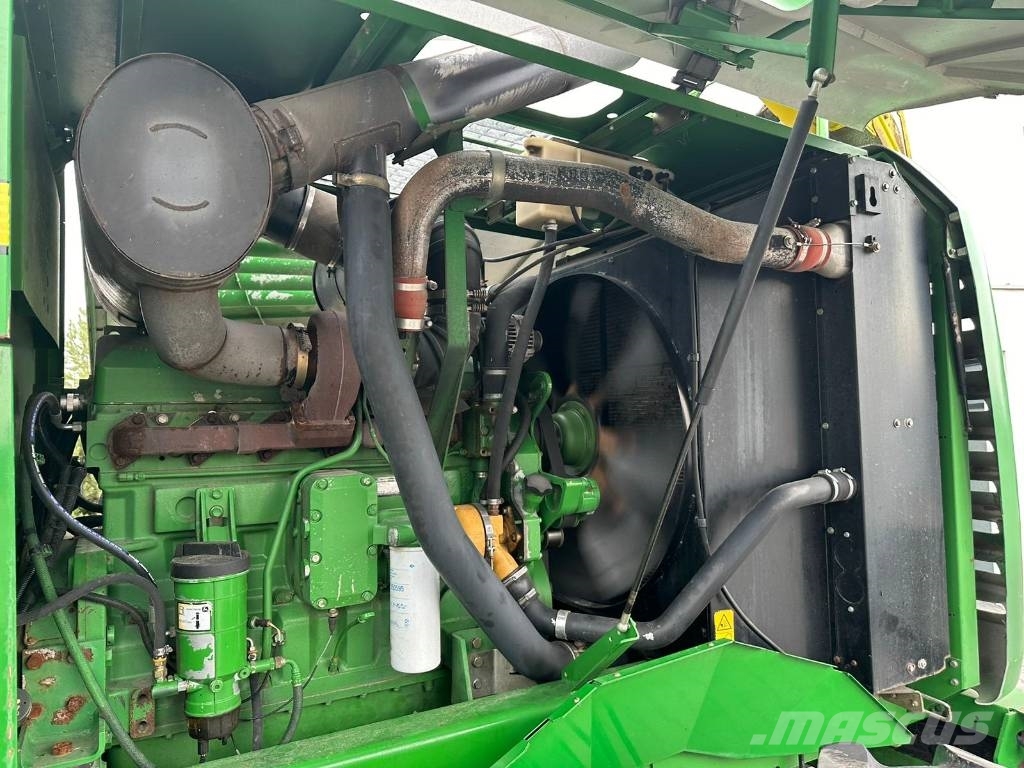 John Deere 7300 Selvdrevne fôrhøstere