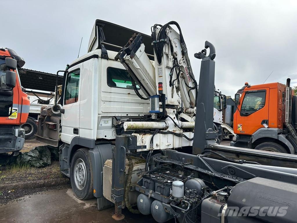 Terex 120.2 E-A2L / Kran / Funk / 8,1 m / 2,7 t شاحنات الرافعات