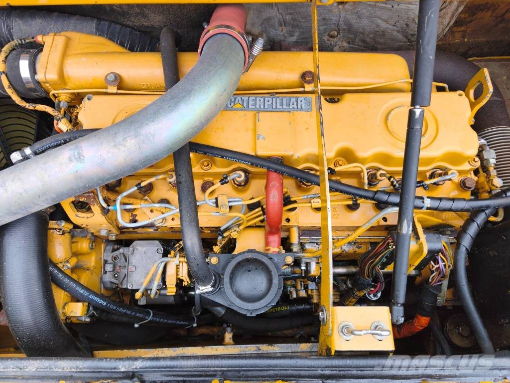 CAT M 316 C Ratasekskavaatorid