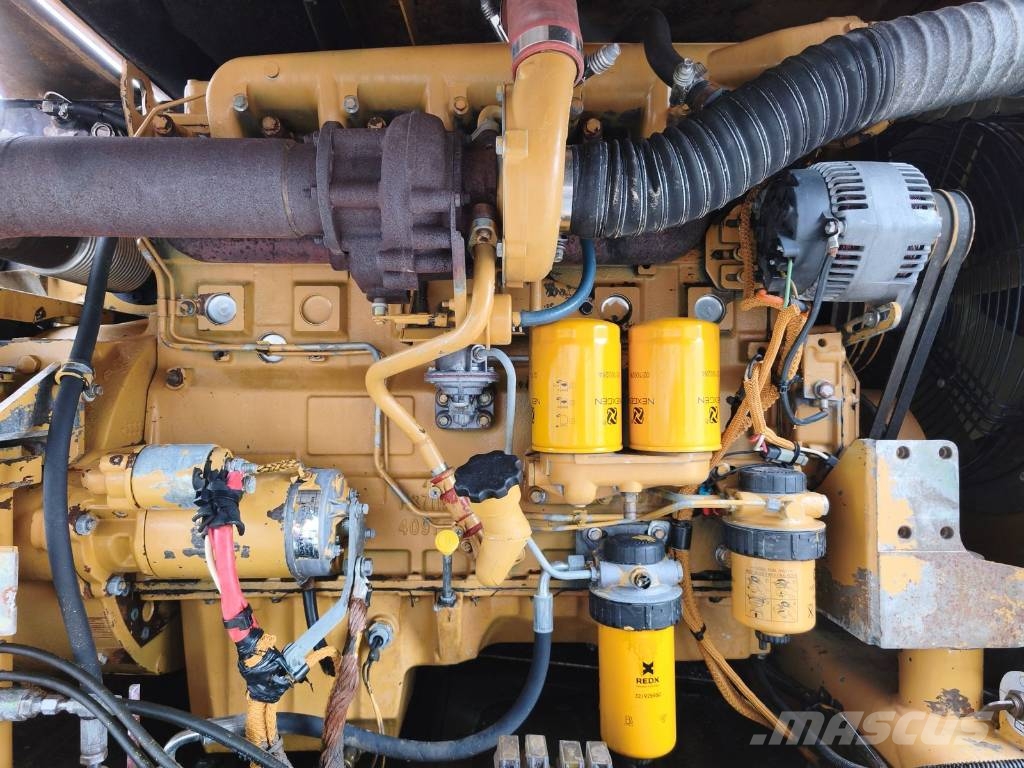 CAT M 316 C Ratasekskavaatorid