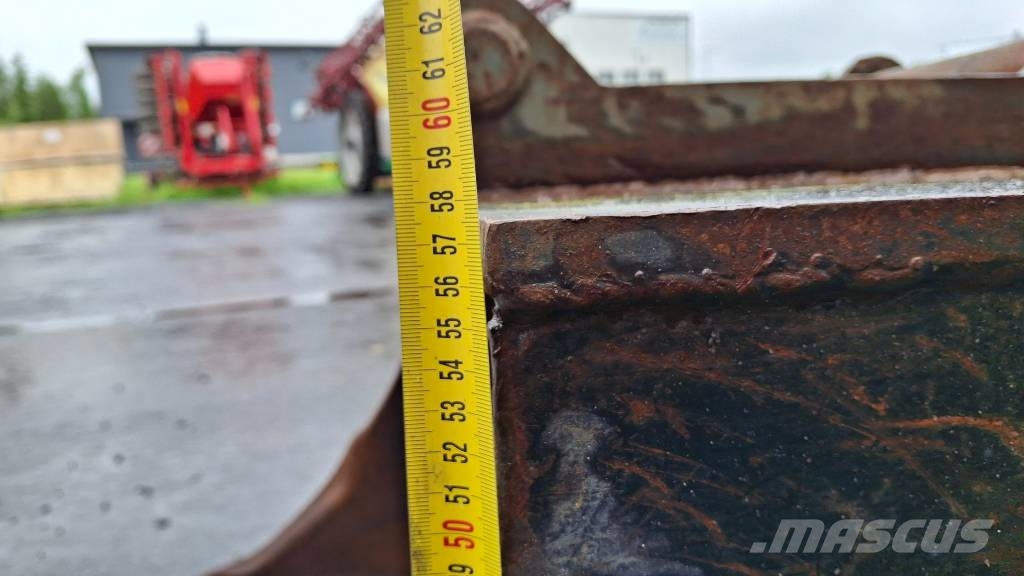  Kuokkakauha 900 hampailla edullisesti Cucharones