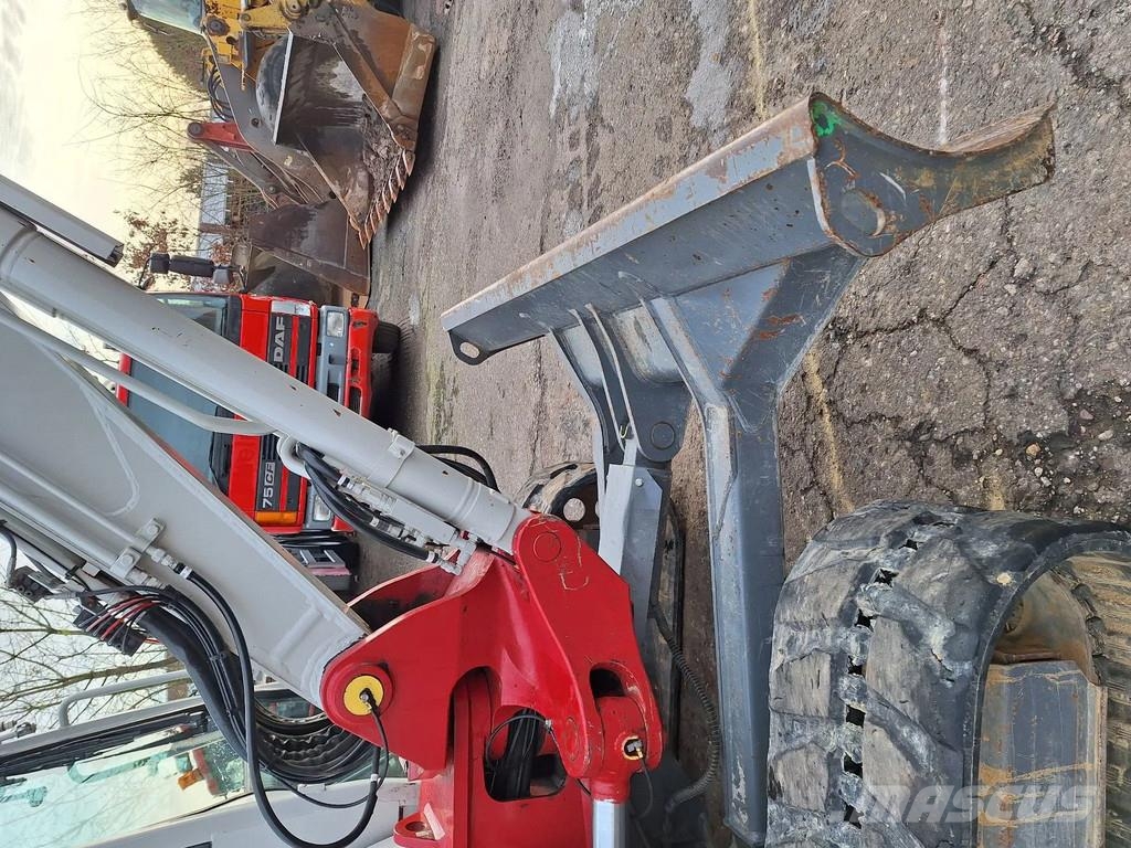 Takeuchi TB290-2 Escavadoras Midi 7t - 12t