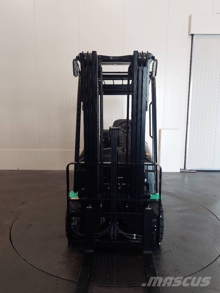 Mitsubishi FB25ACN Heftruck Sähkötrukit