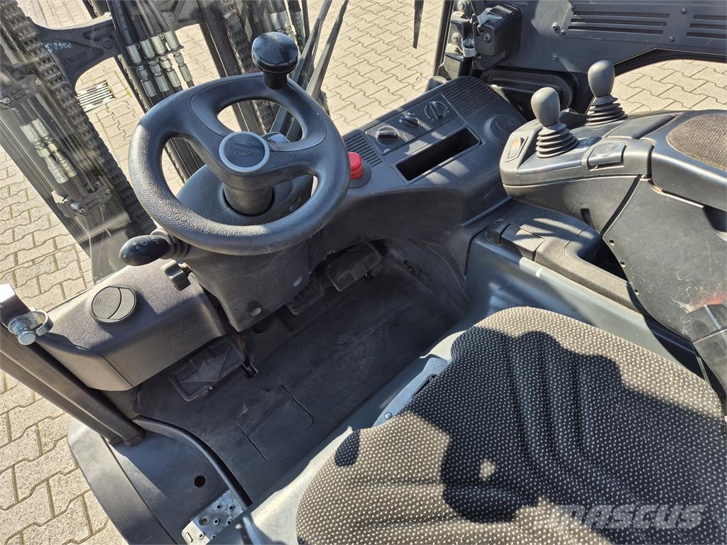 Linde E35L 电动叉车