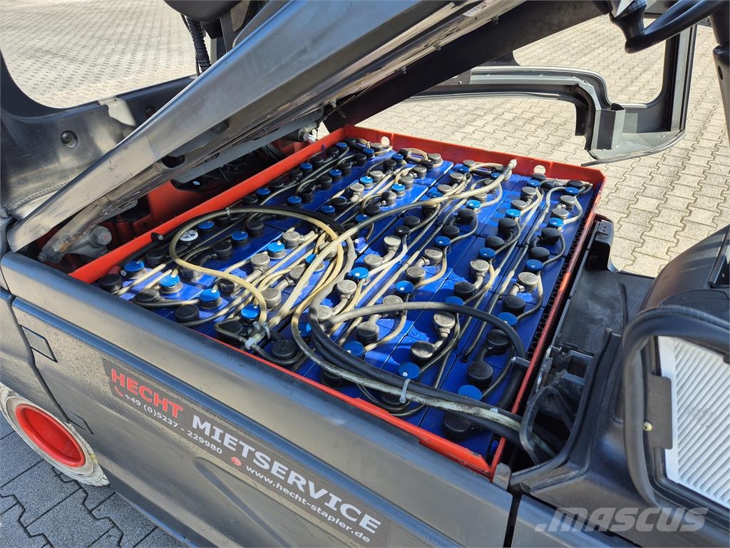Linde E35L 电动叉车