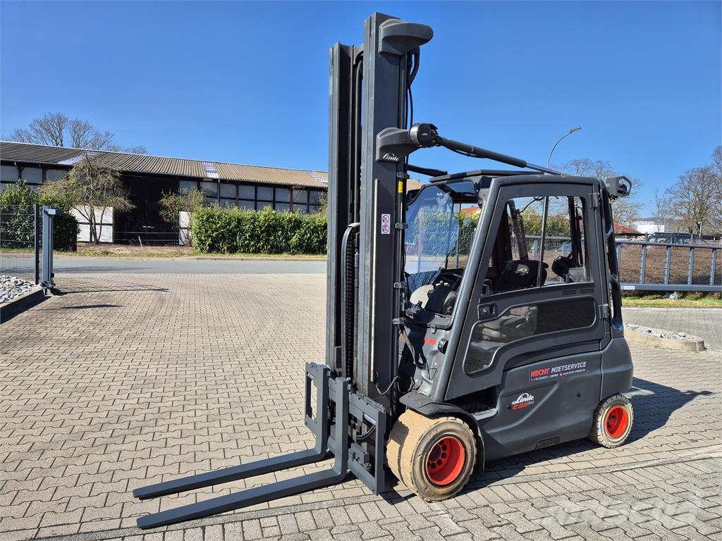Linde E35L Electric forklifts