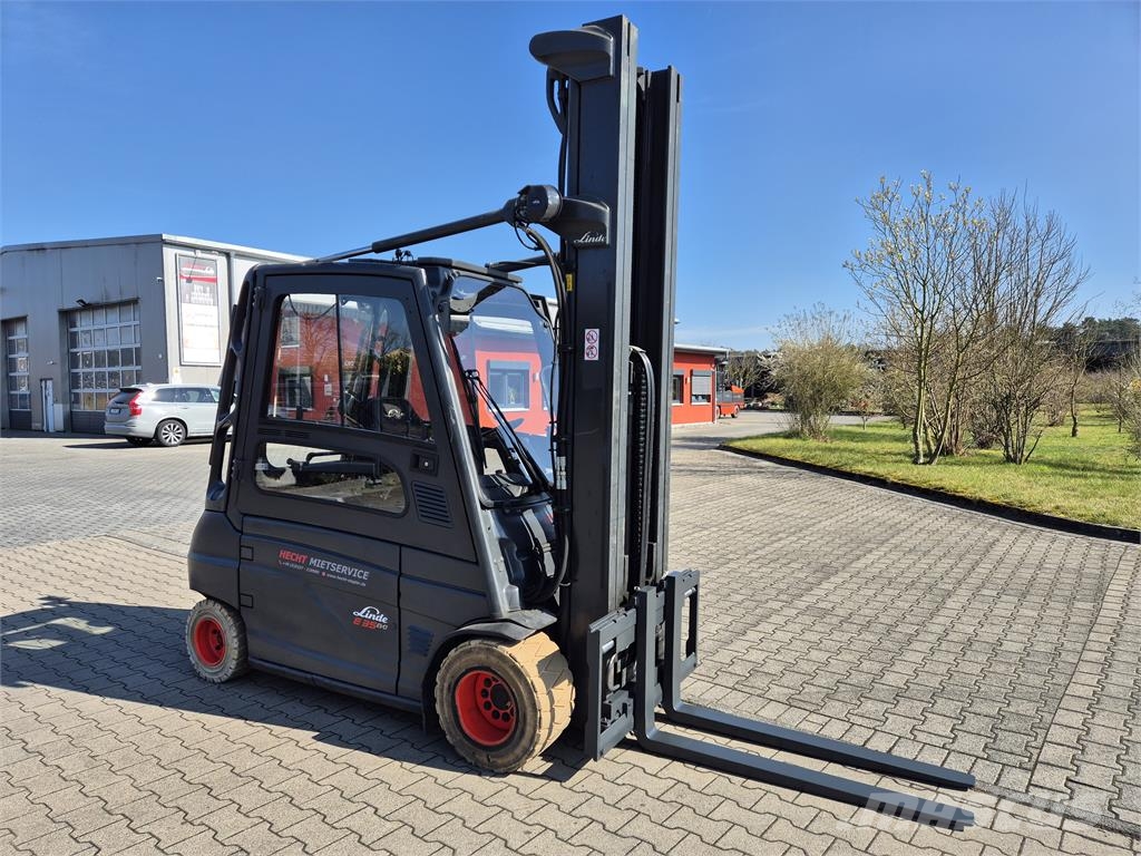 Linde E35L Electric forklifts