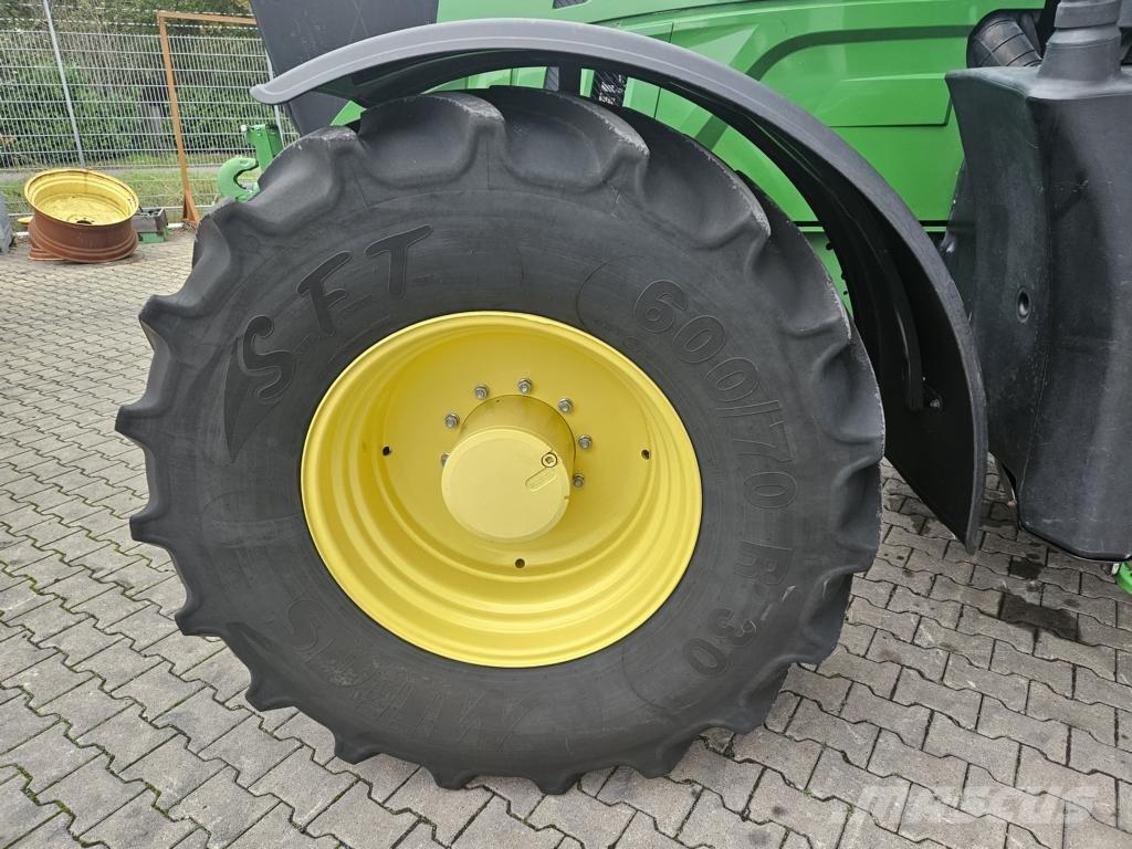 John Deere TRAKTOR 6250R Сельхозтехника - Другие