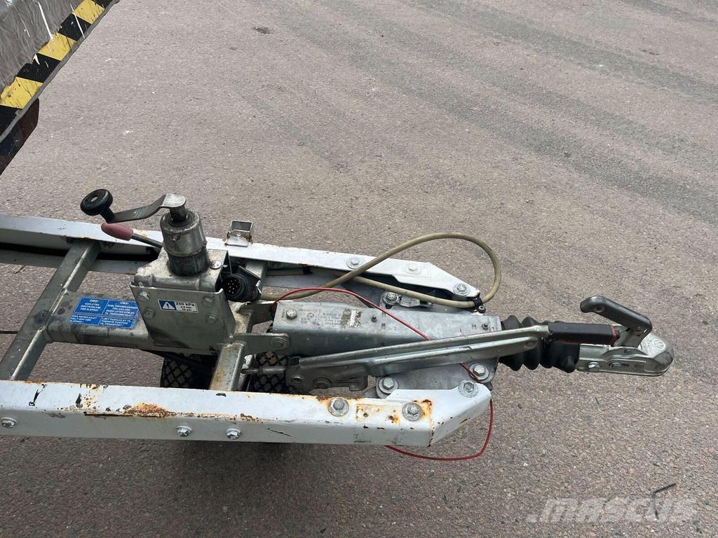 Dino 160 XT II Kiti keltuvai ir platformos