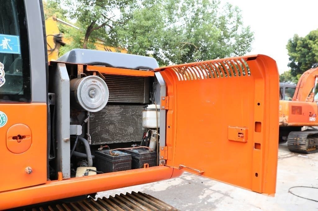 Hitachi ZX 120-6, 2013, China - Used crawler excavators - Mascus