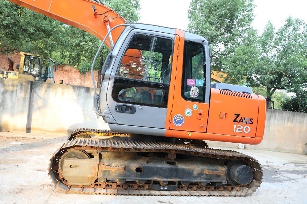 Hitachi ZX 120-6, 2013, China - Used crawler excavators - Mascus