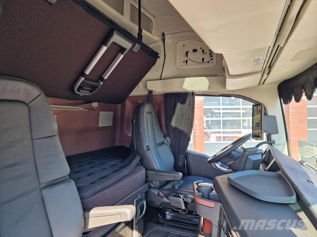 Volvo FH 16.780 Globetrotter XL Aero 4x2 - New - Full sp Vilcēji