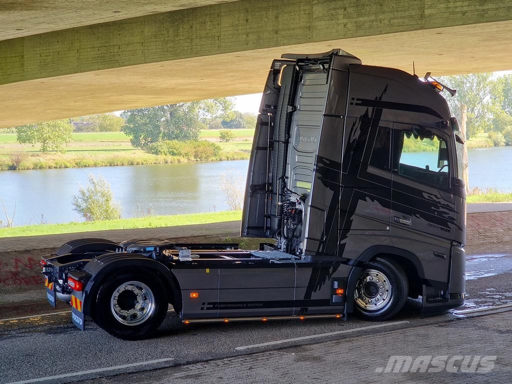 Volvo FH 16.780 Globetrotter XL Aero 4x2 - New - Full sp Vilcēji