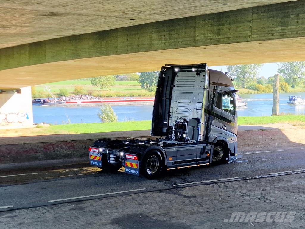 Volvo FH 16.780 Globetrotter XL Aero 4x2 - New - Full sp Vilcēji