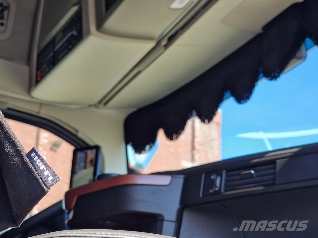 Volvo FH 16.780 Globetrotter XL Aero 4x2 - New - Full sp Vilcēji
