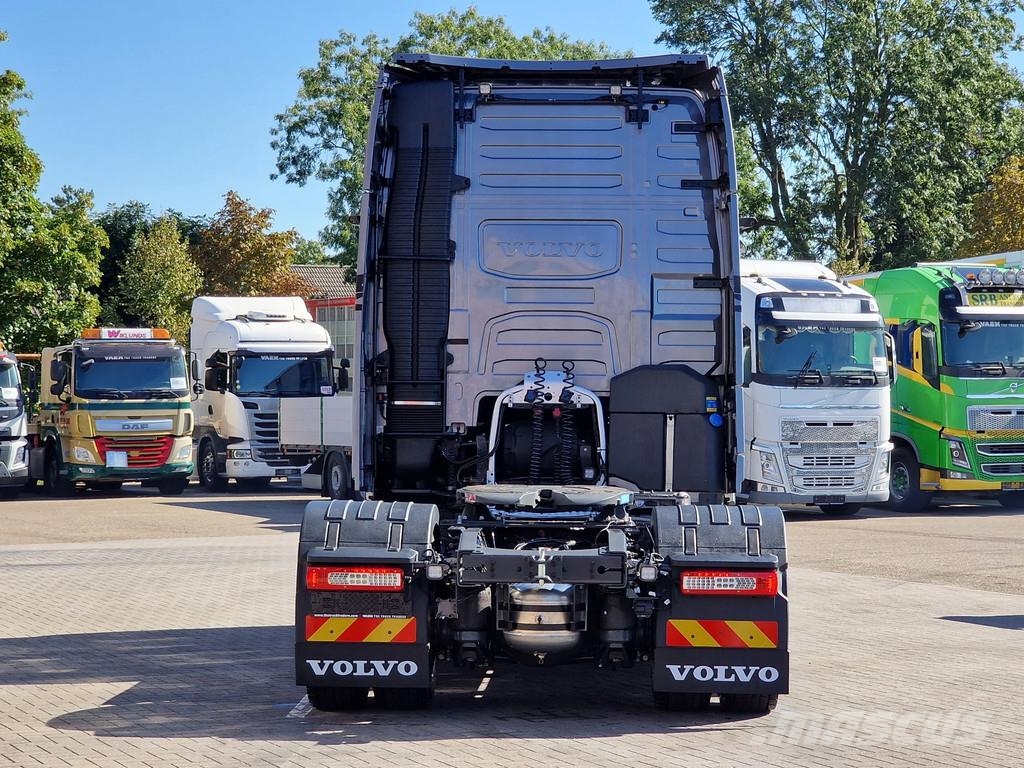 Volvo FH 16.780 Globetrotter XL Aero 4x2 - New - Full sp Vilcēji