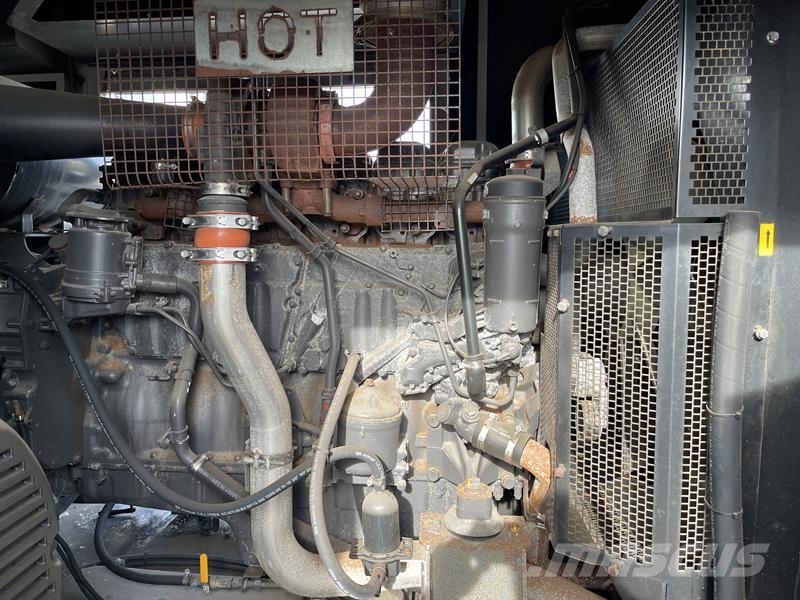 Atlas Copco QAC 1100 TWIN-POWER Diesel Generatoren