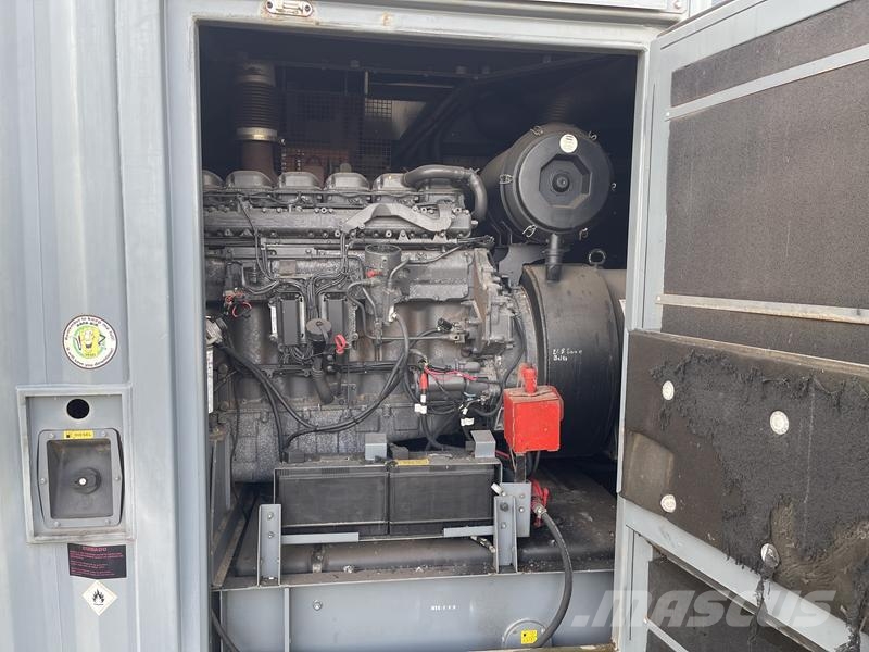 Atlas Copco QAC 1100 TWIN-POWER Diesel Generatoren