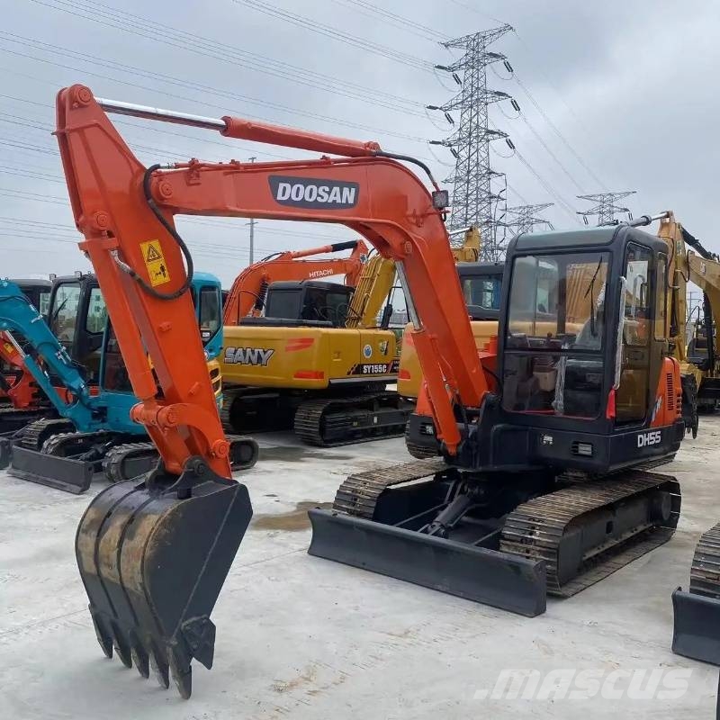 Doosan DH 55 Minigraafmachines < 7t